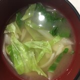 キャベツと白菜の葉味噌汁！